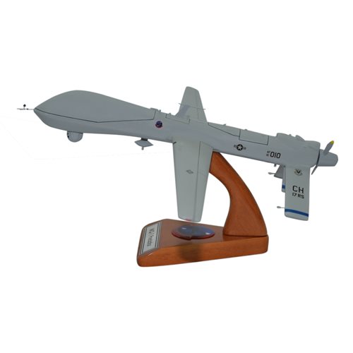 Design Your Own MQ-1 Predator Custom Airplane Model - View 3