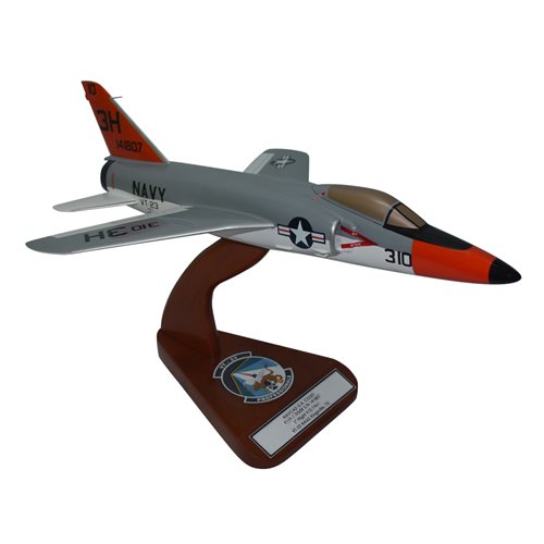 F11F/F-11 Tiger Airplane Model - View 5