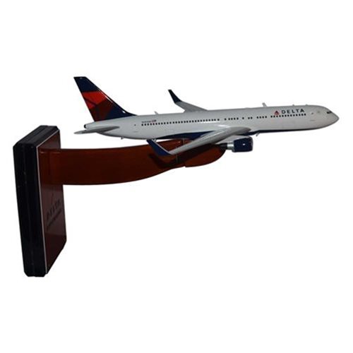 Delta Airlines Boeing 767-300ER Custom Aircraft Model - View 8