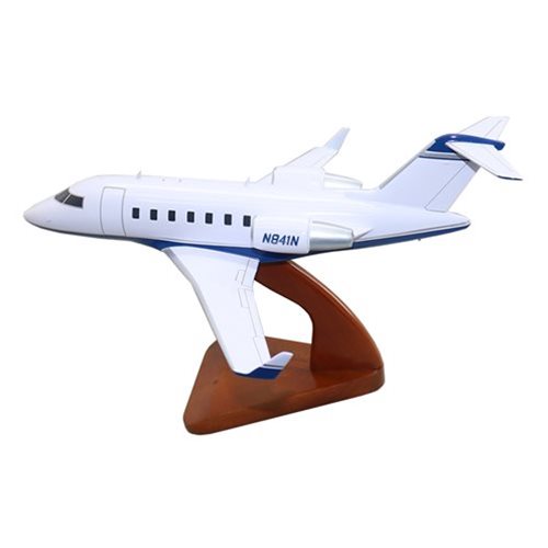 Bombardier Challenger 650 Aircraft Model - View 2