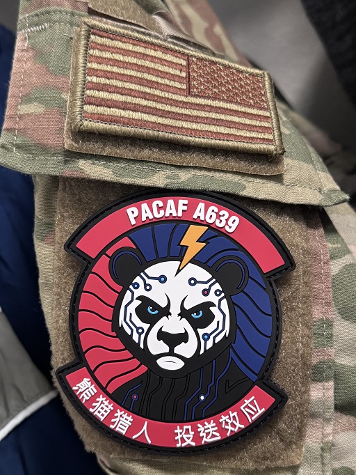 Military uniform with subdued flag patch and Headquarter Pacific Air Forces A639 Delivery Effect PVC patch