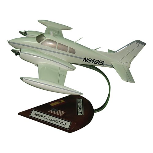 Cessna 310J Custom Airplane Model  - View 2