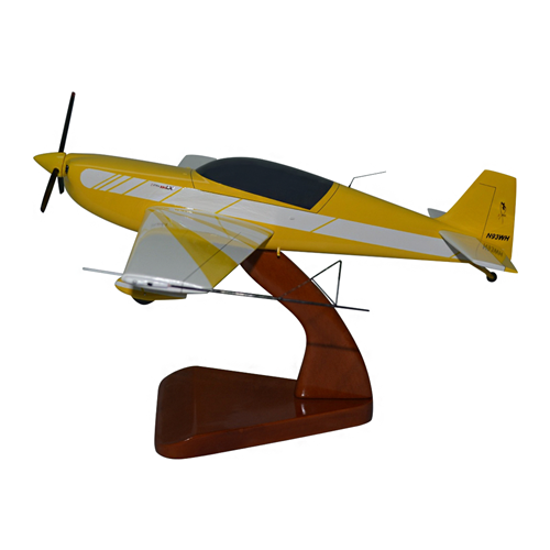 Extra 330LX Model - View 2