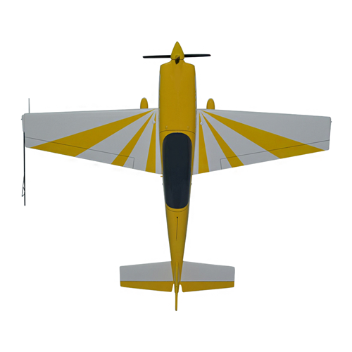 Extra 330LX Model - View 5