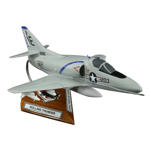 Design Your Own A-4 Skyhawk Airplane Model - View 7