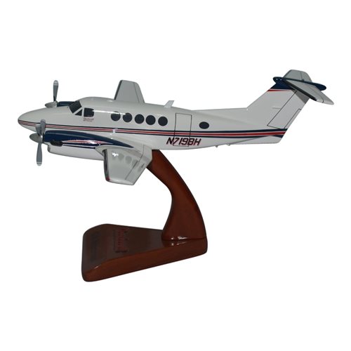 Super King Air 200C Custom Airplane Model  - View 2