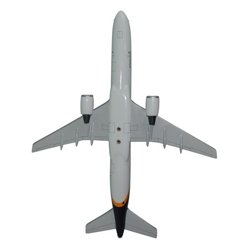 UPS Boeing 757-200 Custom Airplane Model - View 6