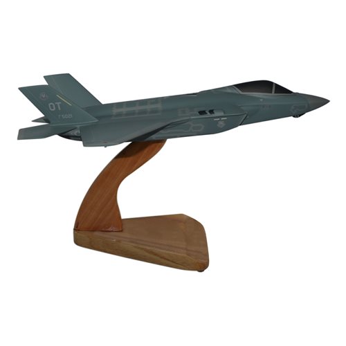 Design Your Own F-35A Lightning II Custom Airplane Model - View 5