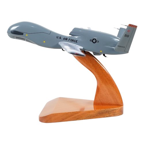 Design Your Own RQ-4 Global Hawk Custom Airplane Model - View 2
