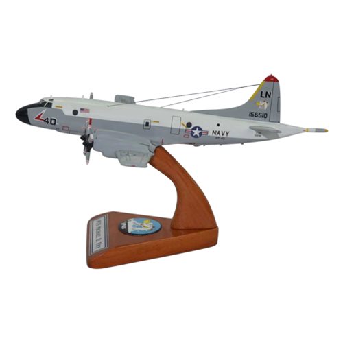 Design Your Own P-3 Orion Custom Airplane Model - View 2