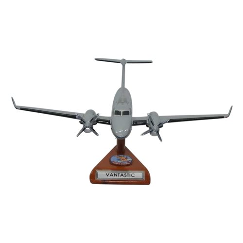 185 SOS MC-12W Custom Airplane Model - View 3