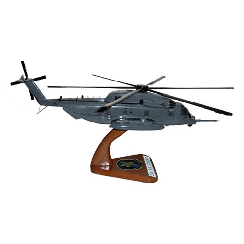 MH-53E Sea Dragon Helicopter Model - View 6