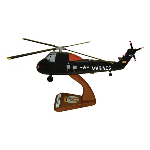 Sikorsky UH-34D Helicopter Model - View 2