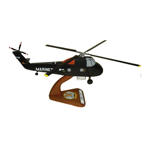 Sikorsky UH-34D Helicopter Model - View 4