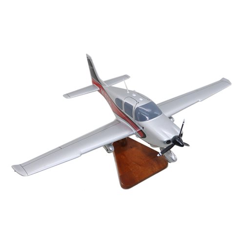 Cirrus SR20 Airplane Model - View 4