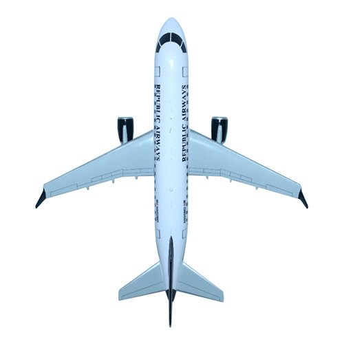 Embraer Phenom 170 Custom Airplane Model  - View 6