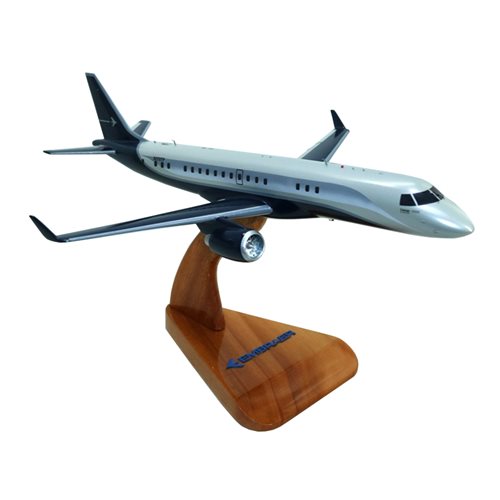 Embraer Phenom 100 Custom Airplane Model  - View 4