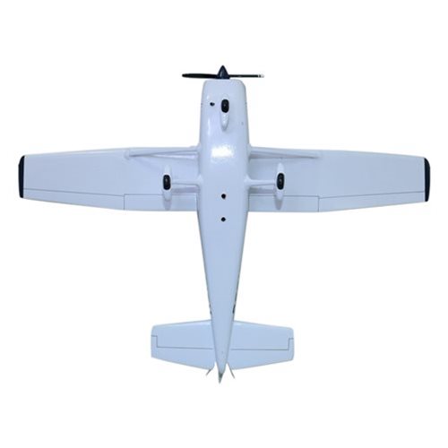 Cessna 182M Custom Aircraft Model - View 7