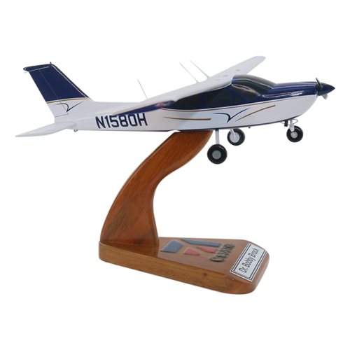 Cessna 177 Custom Aircraft Model - View 4