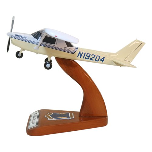Cessna 150L Custom Aircraft Model - View 2
