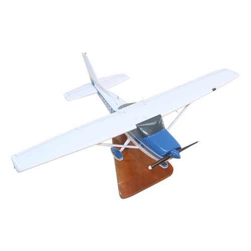 Cessna 182J Custom Aircraft Model - View 5