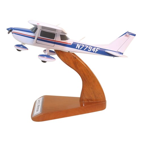 Cessna 150F Custom Aircraft Model - View 2