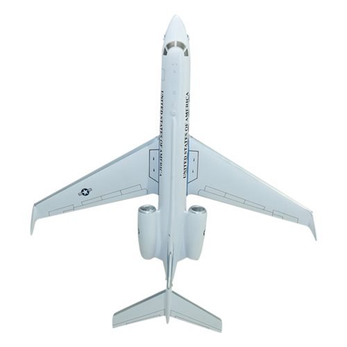 Design Your Own Gulfstream C-37B Custom Aircraft Model - View 6