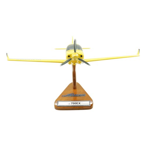 Lancair IV Custom Airplane Model - View 3