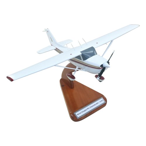 Cessna 172N Custom Aircraft Model - View 5