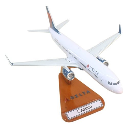 Delta Airlines Boeing 737-900ER Custom Aircraft Model - View 5