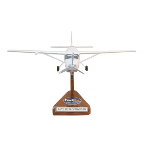 Design Your Own Cessna 208 Custom Airplane Model - View 3