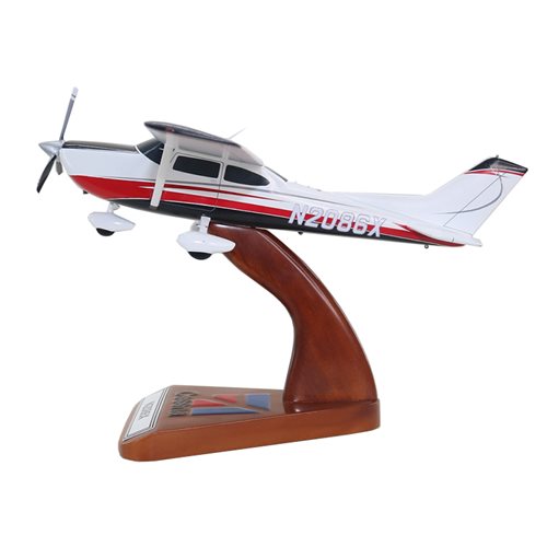 Cessna 182N Custom Aircraft Model - View 2