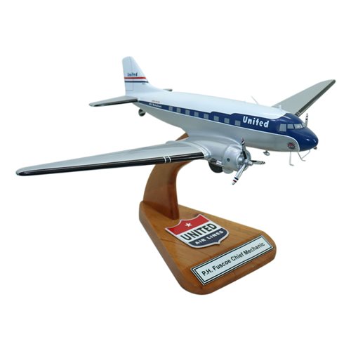 United Airlines DC-3 Custom Aircraft Model - View 5