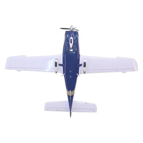 Columbia 400 Airplane Model - View 8
