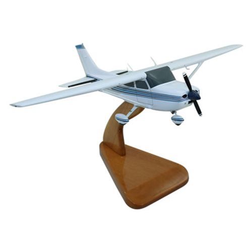 Cessna 182P Custom Aircraft Model - View 7
