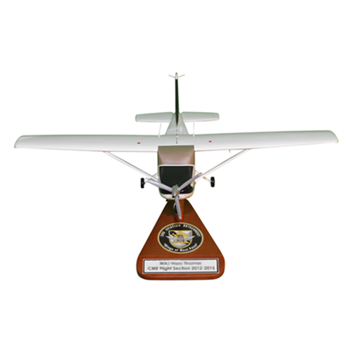 Cessna 182R Custom Aircraft Model - View 3