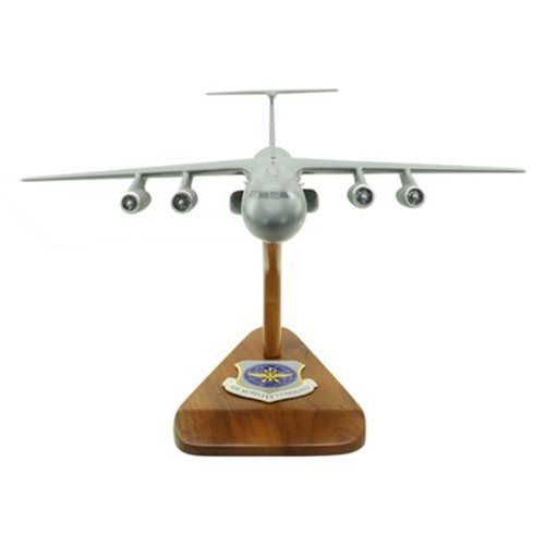 Design Your Own Lockheed C-141 Starlifter aircraft model - View 4