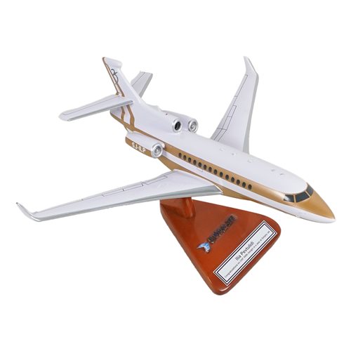 Falcon 7X Custom Airplane Model - View 5