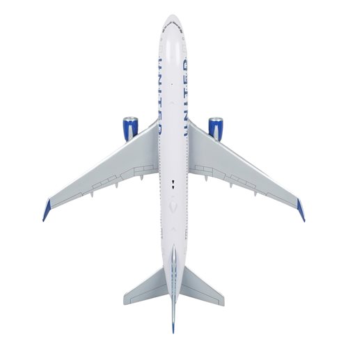 United Airlines Boeing 767-300 Custom Aircraft Model - View 6