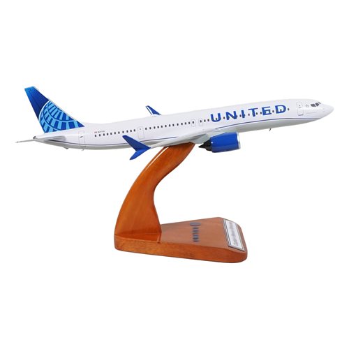 United Airlines Boeing 737 Max 10 Custom Aircraft Model - View 4