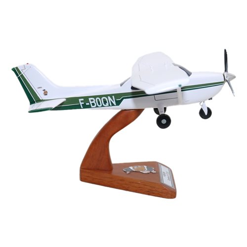 Cessna 172E Custom Aircraft Model - View 4