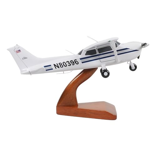 Cessna 172H Custom Aircraft Model - View 5