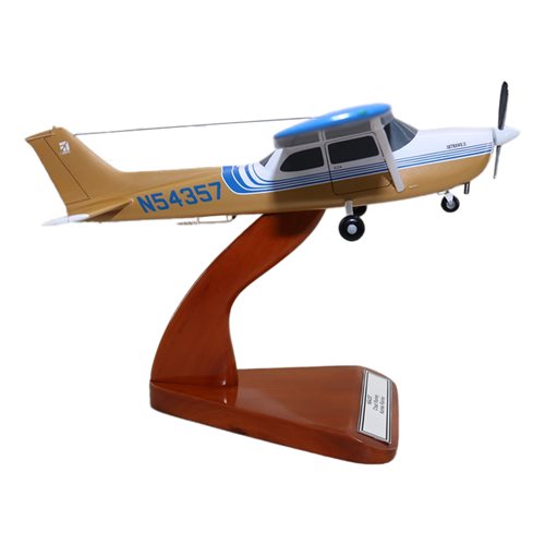 Cessna 172P Custom Aircraft Model - View 5