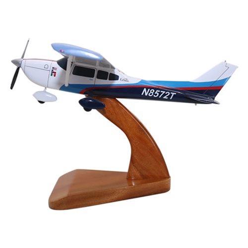 Cessna 182C Custom Aircraft Model - View 2
