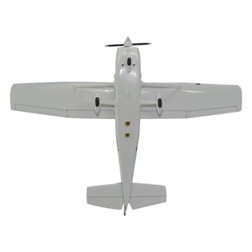 Cessna 182S Custom Aircraft Model - View 9
