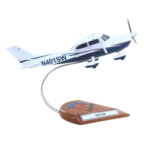 Cessna 182T Custom Aircraft Model - View 5