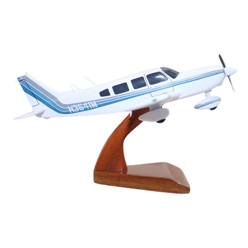 Piper PA-32 Cherokee Six Custom Aircraft Model - View 6