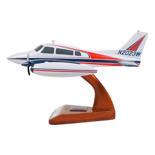 Cessna 310F Custom Airplane Model  - View 2