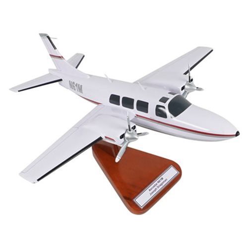PIPER AEROSTAR 601 CUSTOM AIRCRAFT MODEL - View 5
