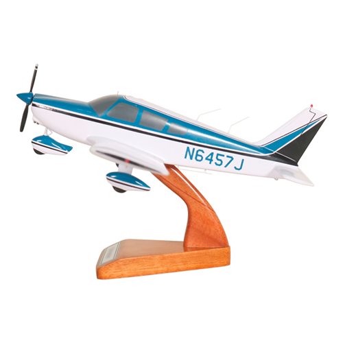 Piper PA-28-180 Cherokee Custom Aircraft Model - View 3